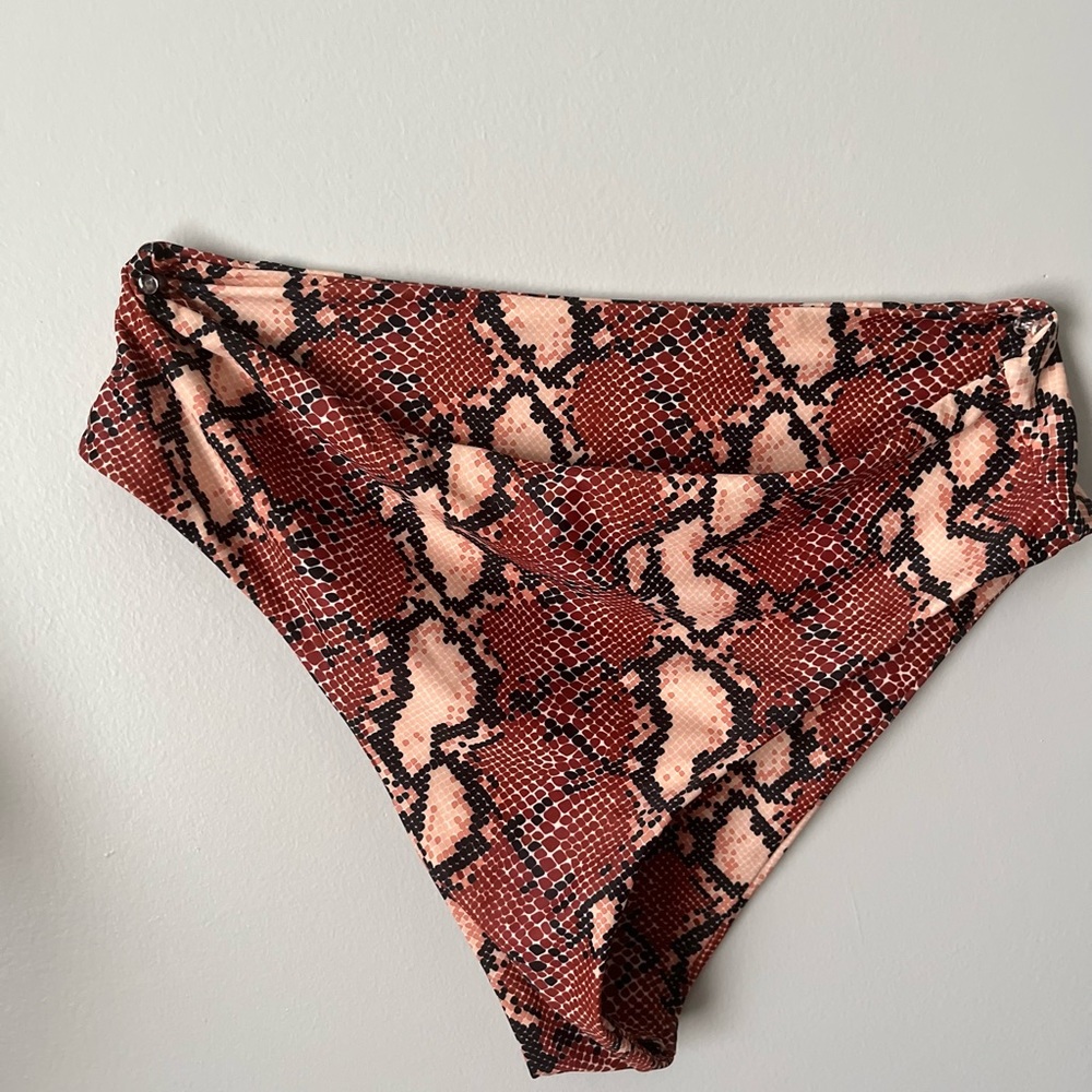 BIKINI BOTTOMS